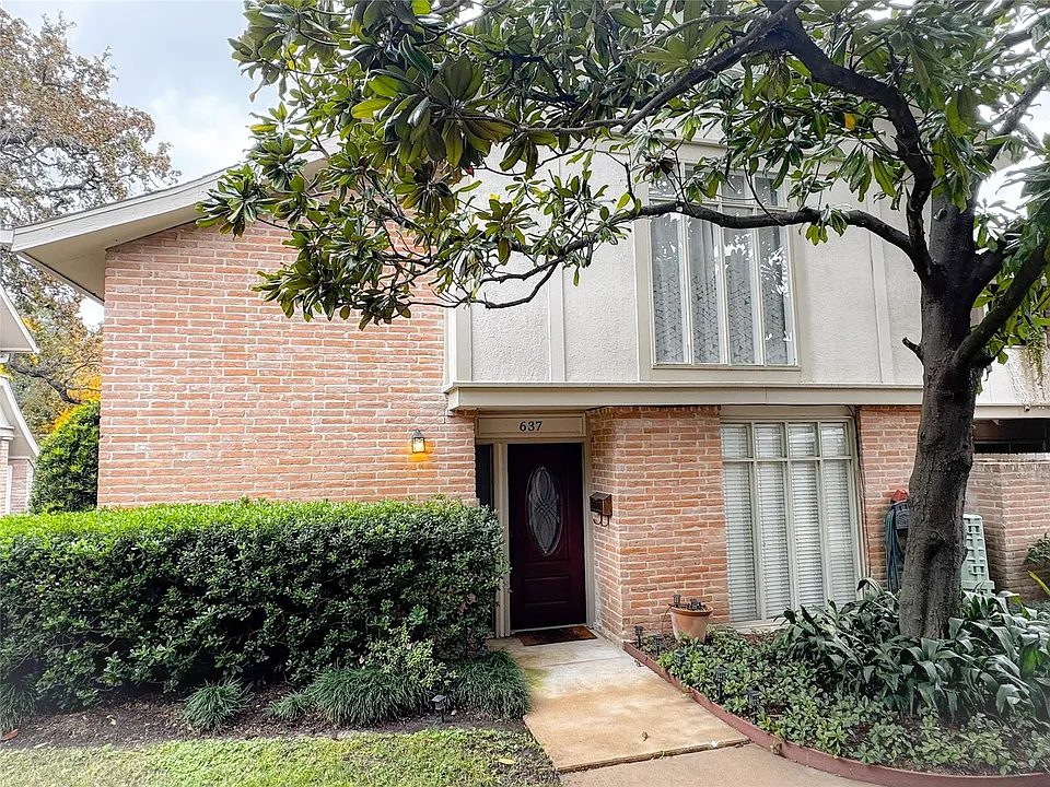 637 S Ripple Creek Dr #637