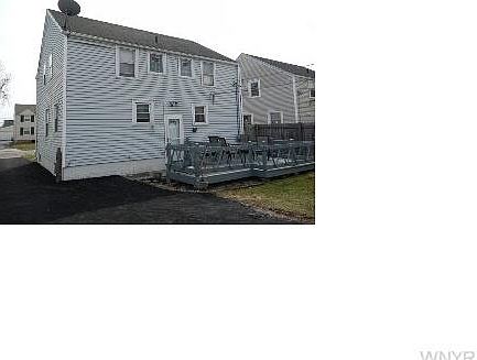 2nd image of 195 Mayville Ave