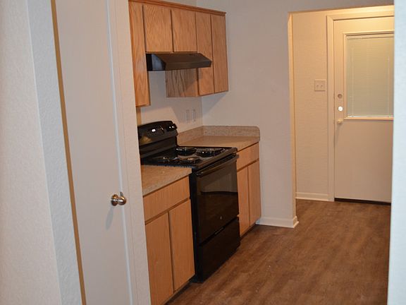 5th image of 211 Coby Dr Unit B