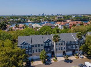 1539 Pleasant Harbour Way, Tampa, FL 33602