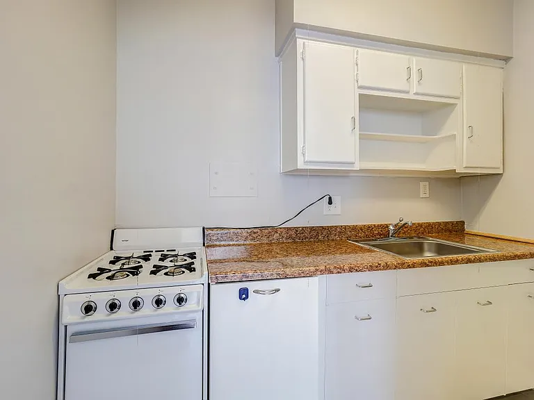 1711 Massachusetts Ave NW #713 — Photo 21