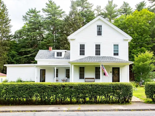 106 Pleasant St, Ware, MA 01082