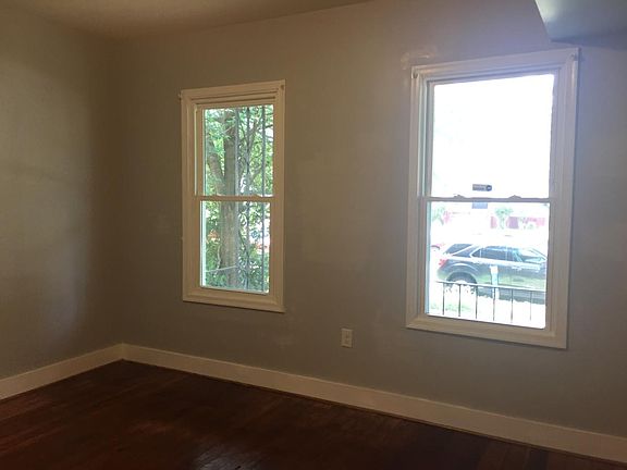 5th image of 113 E Blake Ln