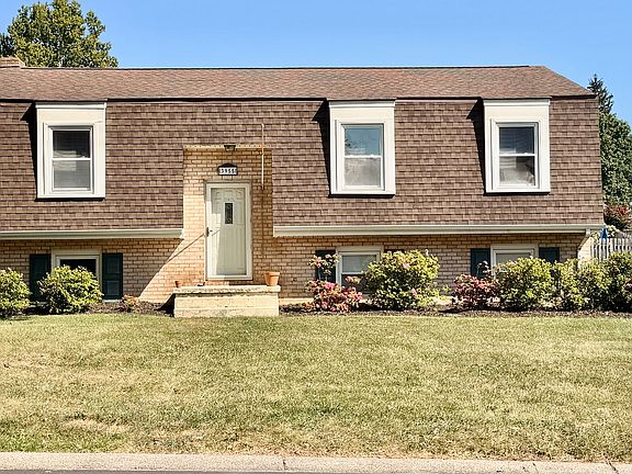 3rd image of 3955 Bower Rd
