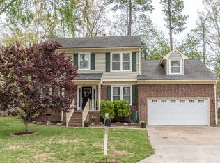 423 Supplejack Ct, Chesapeake, VA 23320