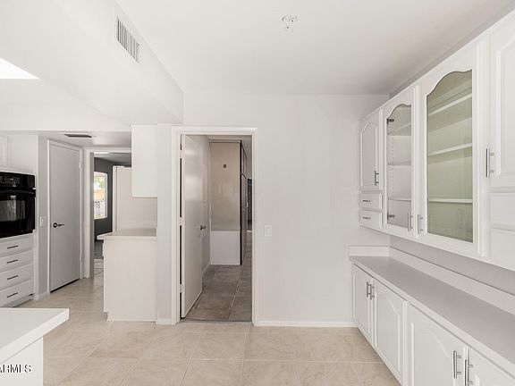 5th image of 18029 N DESERT GLEN Drive