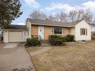 1710 S Kiesel St, Bay City, MI 48706