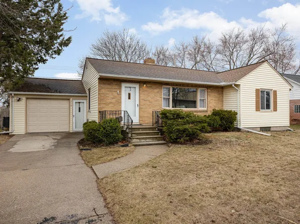 1710 S Kiesel St, Bay City, MI 48706