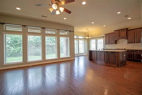 2019 Sunset Springs Dr Photo 1