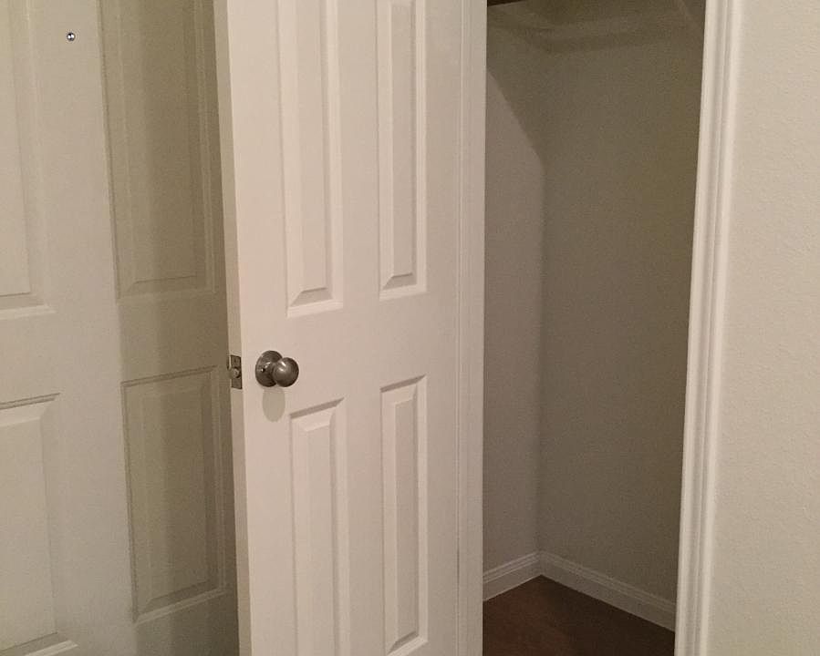 entry coat closet
