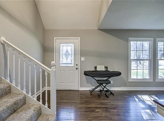 3rd image of 5904 NW Caney Creek Dr