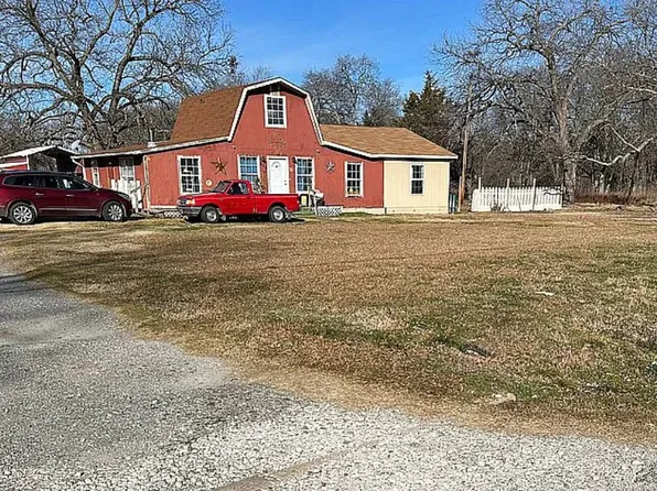 308 S Jernigan St, Bells, TX 75414