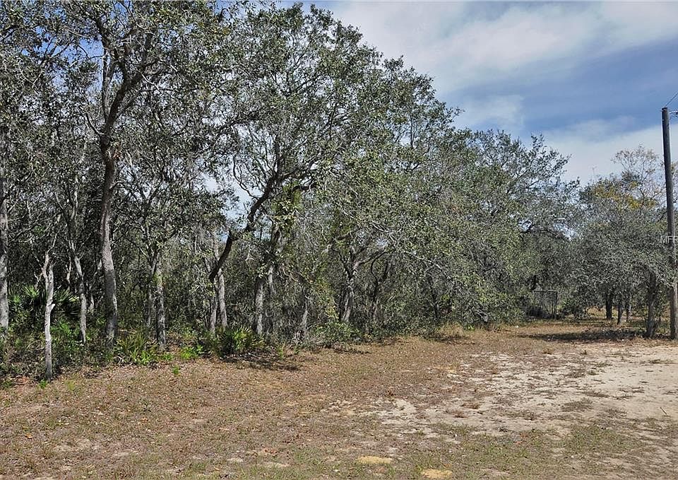 2nd image of 2948 Chuck Wagon Way