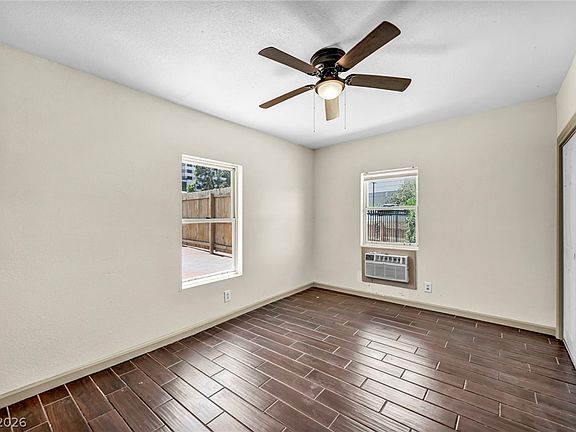 4th image of 3 Wyoming Ave