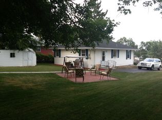 1705 N Hickory St, Crest Hill, IL 60403