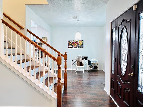 3rd image of 23231 Diamond Knoll Ct