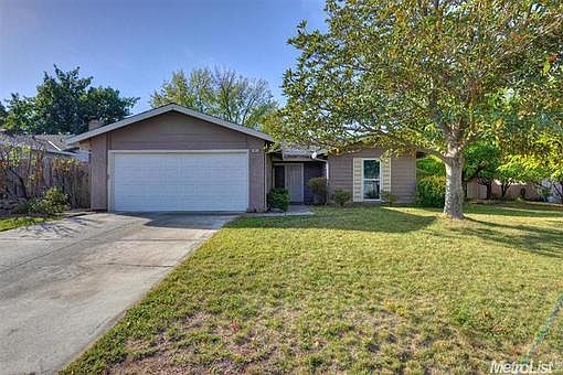 1st image of 3616 N Country Dr