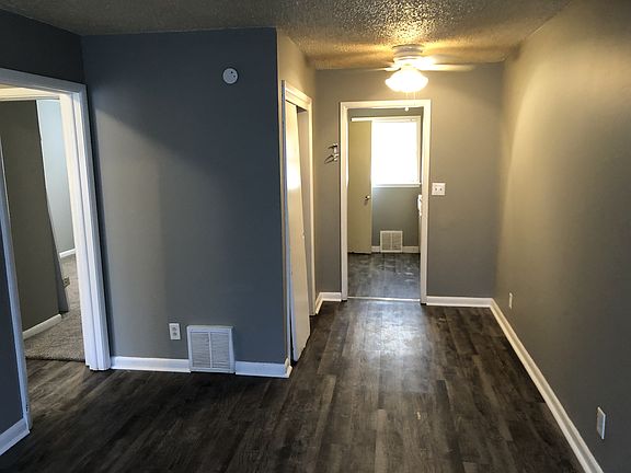 3rd image of 4323 E Linwood Blvd