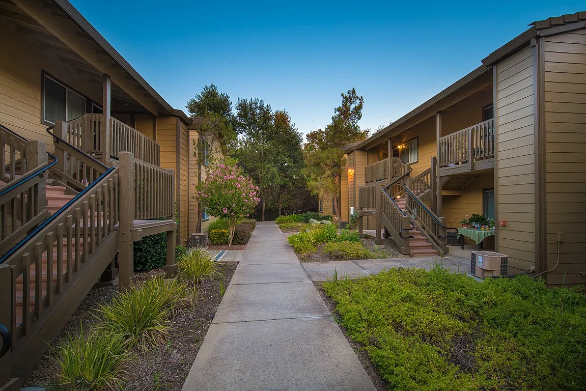 Vintage Woods Senior Apartments | Affordable Senior Apartments 55+ — Photo 1
