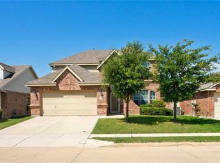 6121 Horse Trap Dr, Fort Worth, TX 76179