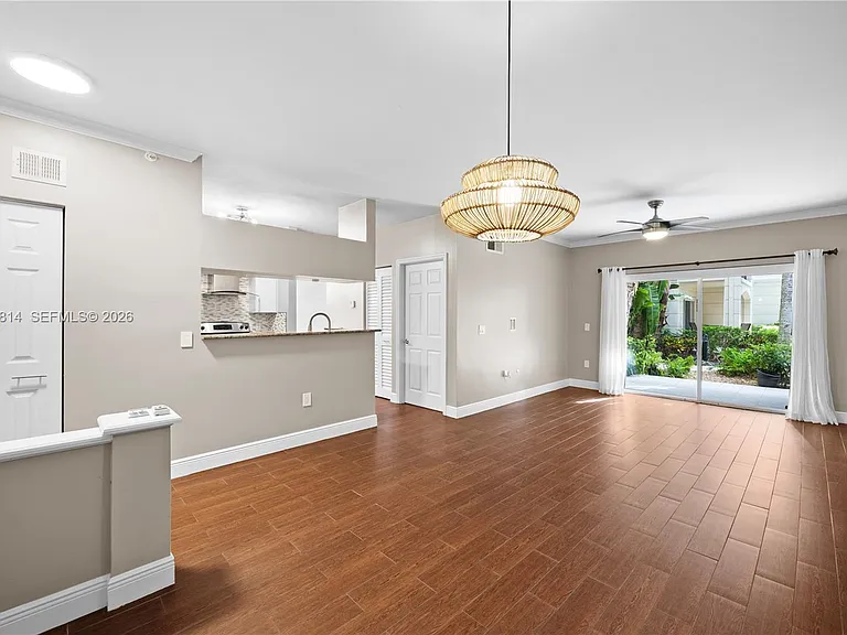 3102 Tuscany Way #3102 — Photo 1
