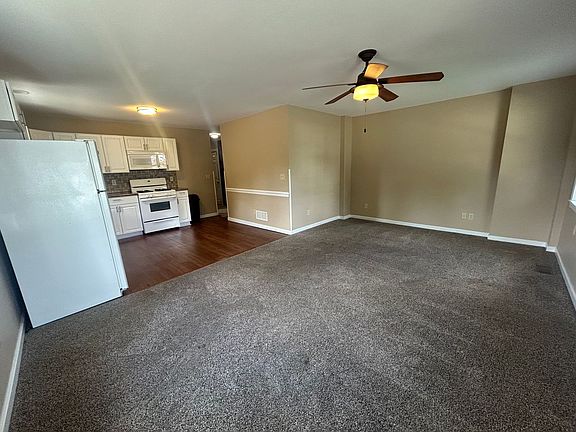 5th image of 61 Columbia Ave APT 101
