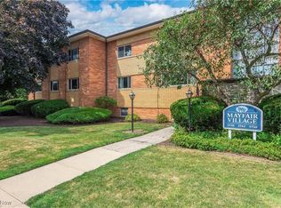 1736 Wagar Rd APT 303, Rocky River, OH 44116