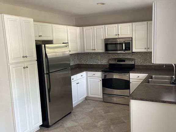 4th image of 115 Twin Falls Dr