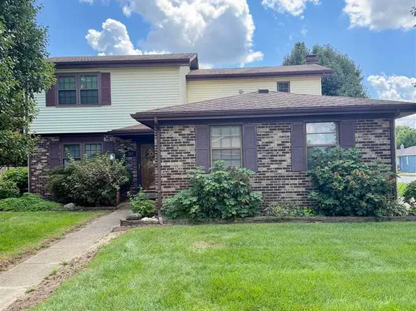 213 Wilmore Dr, Connersville, IN 47331