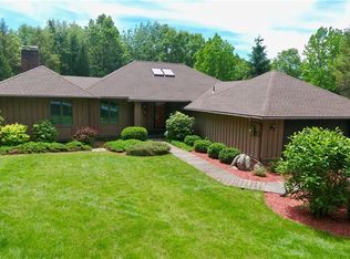 243 Stony Bar Rd, Slate Hill, NY 10973