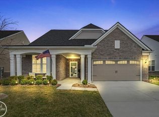 4969 Mayer St, Canton, MI 48188
