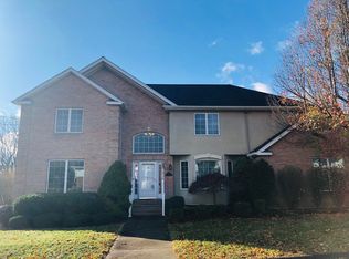 750 Clevio St, Old Forge, PA 18518