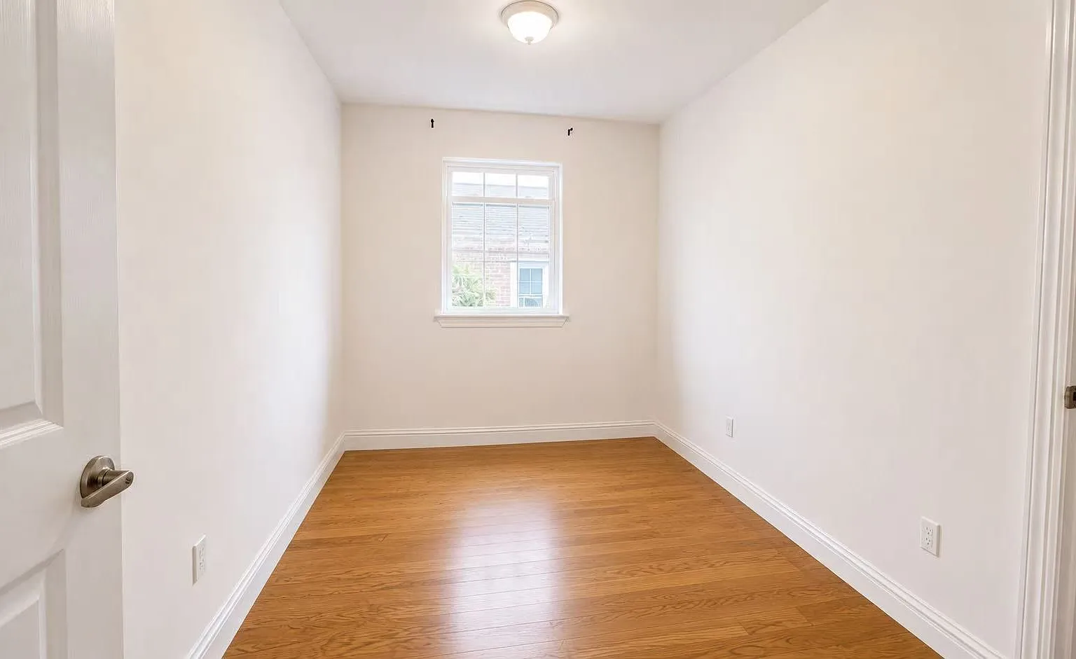 3 bed, $3,200 — Photo 3