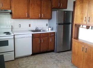 2202 S Broadway St #2B, Pittsburg, KS 66762