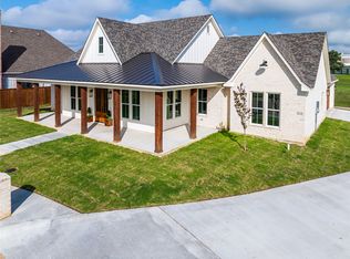 2845 10th St NE, Paris, TX 75462