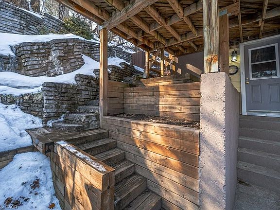 3rd image of 22 Dundonald Rd