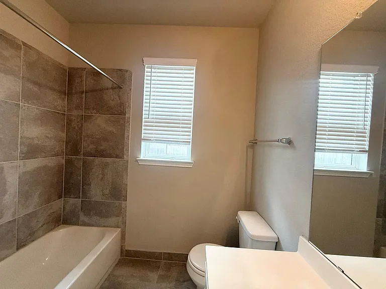 24423 Tesino River Cir — Photo 15
