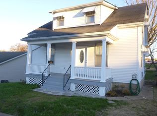 406 Burnside St, Washington, MO 63090