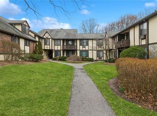 52 Foxwood Dr APT 2, Pleasantville, NY 10570