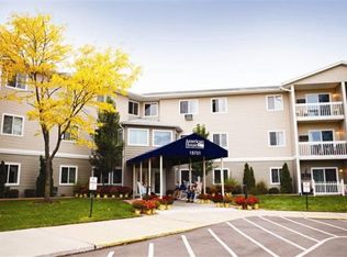 15731 19 Mile Rd APT 120, Clinton Township, MI 48038