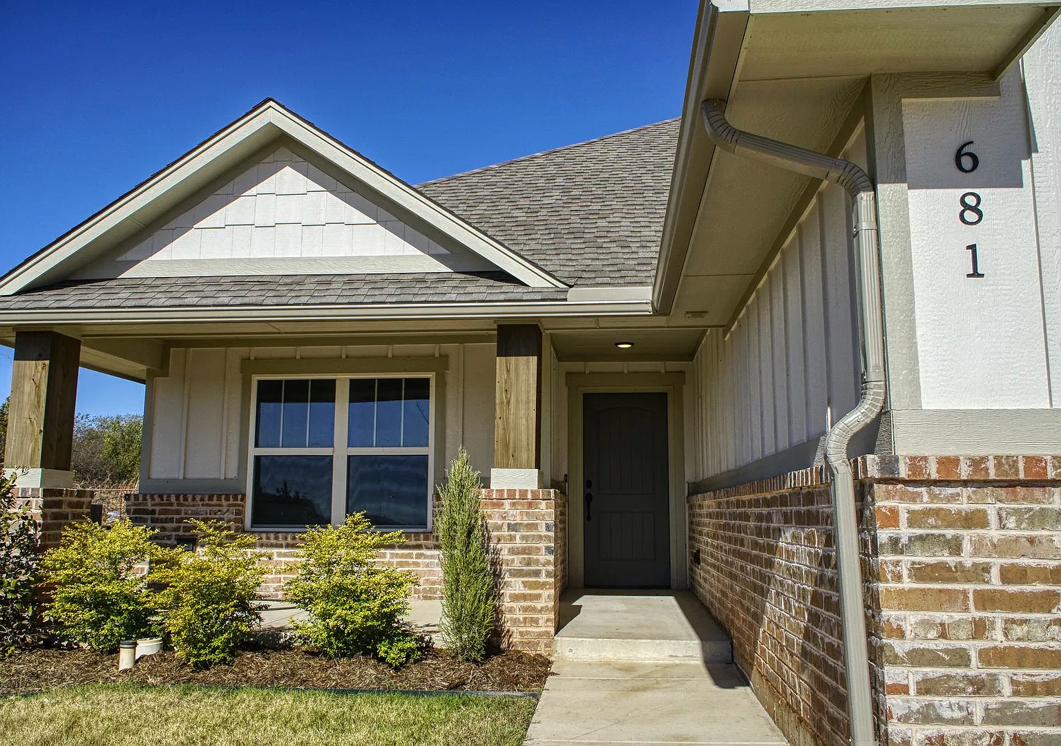 Brand New Home in Washington! — Photo 3