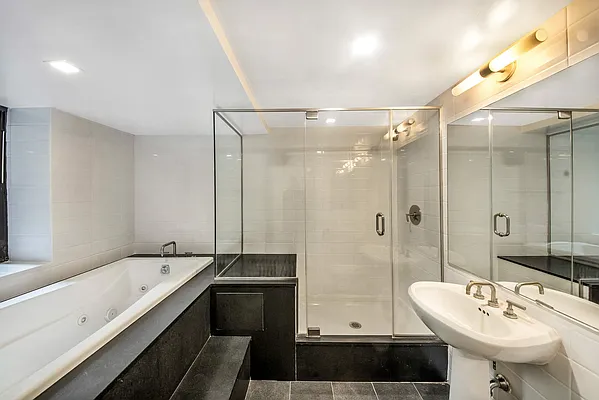 Rented by Compass | media 28