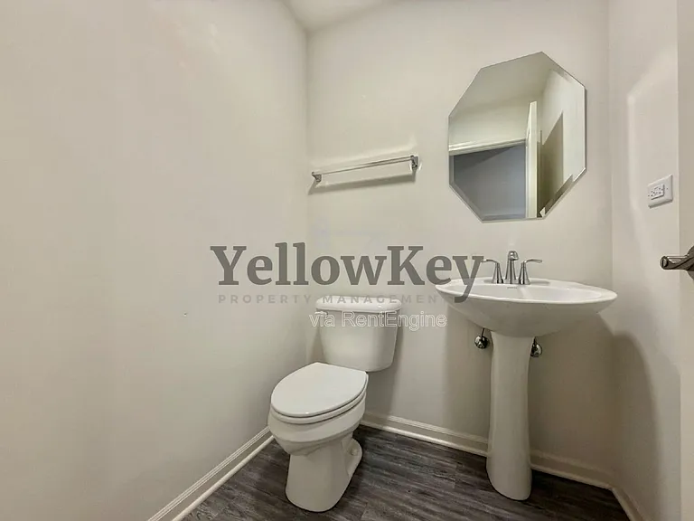 1707 Carlstedt Dr — Photo 6