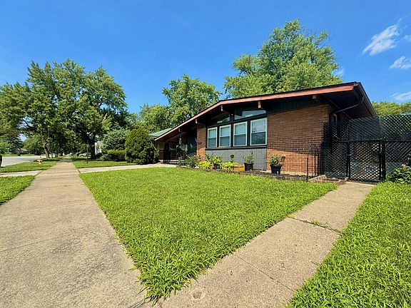 3rd image of 15307 Hastings Dr