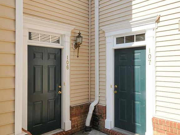 2nd image of 43860 Hickory Corner Ter Unit 106