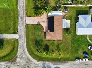 2806 13th St, Vero Beach, FL 32960