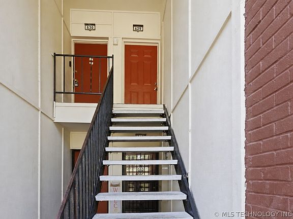 2nd image of 6729 S Richmond Ave Unit 629