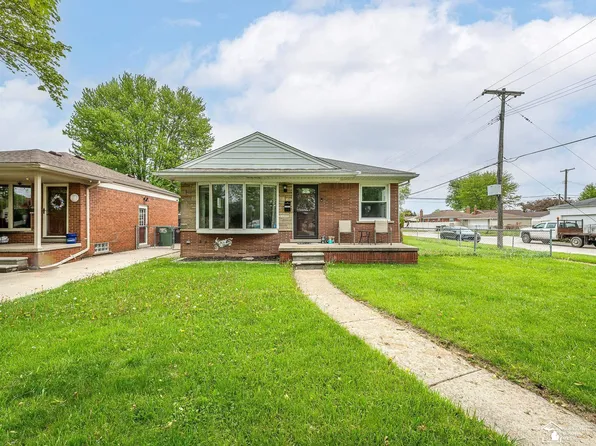 15351 Richmond St, Southgate, MI 48195