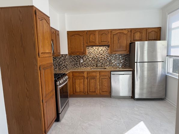 106 Daniel Ave FLOOR 2
