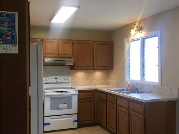 3333 Paalea St APT B, Honolulu, HI 96816